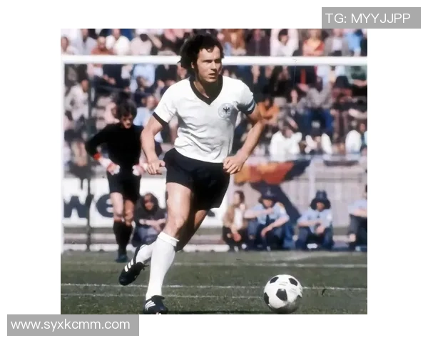 全球最强足球明星是谁他的传奇成就与足球历史地位解析